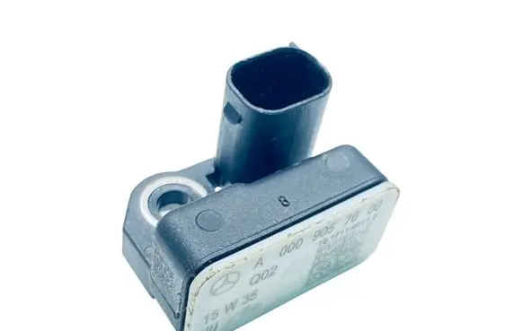 Mercedes-Benz ML W166 Airbag deployment crash/impact sensor A0009057600