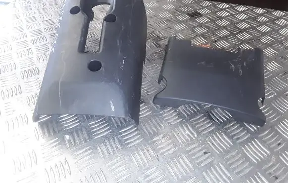 Steering wheel column trim