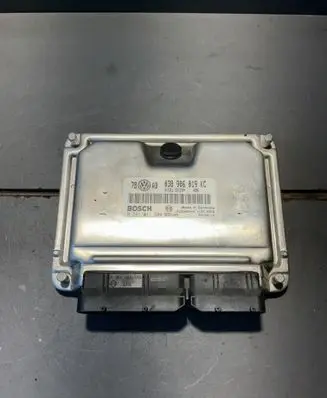 Volkswagen PASSAT B5.5 Engine control unit/module 038906019KC 1039S02040 0281011204