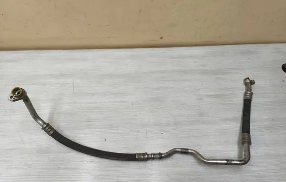 Air conditioning (A/C) pipe/hose