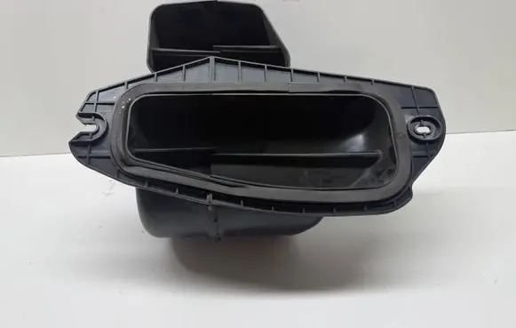 Dodge Durango III Air intake duct part 68110221A