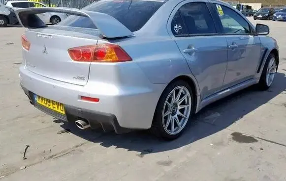 Mitsubishi Lancer Evolution X Front door 