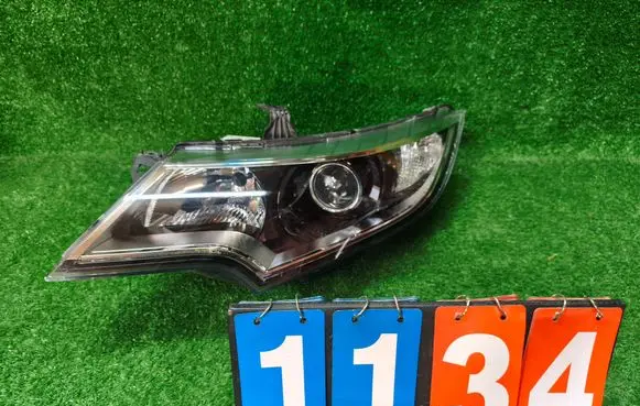 Honda Civic IX Headlight/headlamp 
