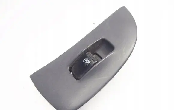 Hyundai Elantra Quarter vent window switch 93582-2D000