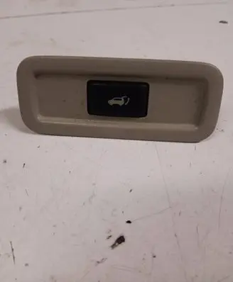 Nissan Murano Z51 Tailgate/trunk/boot open switch