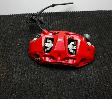 Front brake caliper