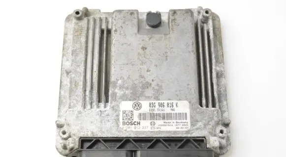 Skoda Octavia Mk2 (1Z) Engine control unit/module 03G906016K