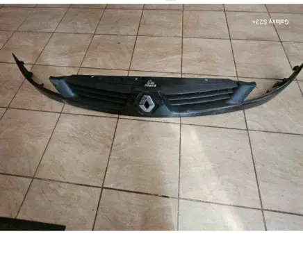 Renault Kangoo I Front grill 8200331208 8200831208