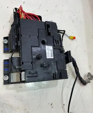 Volkswagen Touareg II Fuse box set