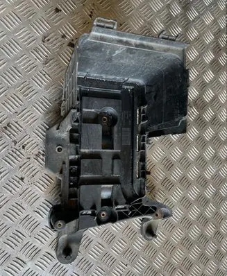 Volkswagen Touran I Battery box tray 1K0915333B