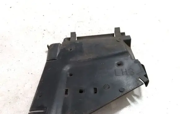 Audi A4 S4 B8 8K Other engine bay part 8K0809921