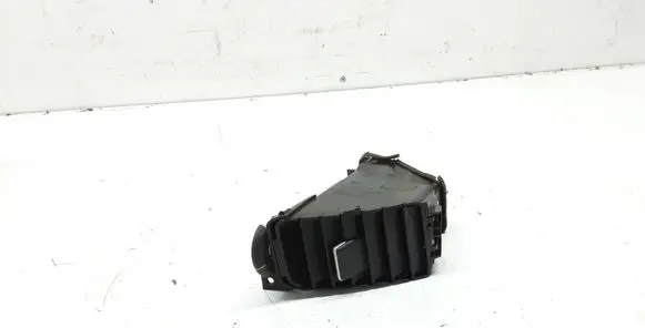 Nissan Primera Dash center air vent grill A1007034