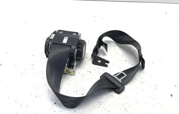 Volvo XC40 Rear seatbelt 31462131