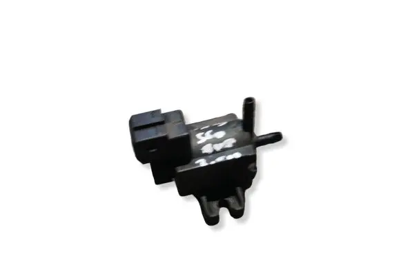 Volvo S60 Valve vacuum 31219977