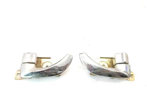 KIA Sorento Rear door interior handle