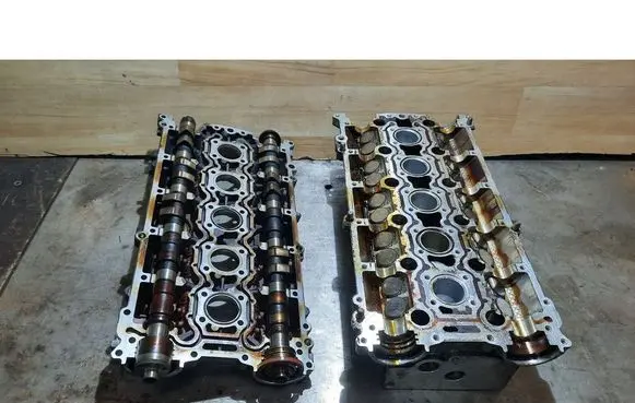 Volvo V70 Engine head