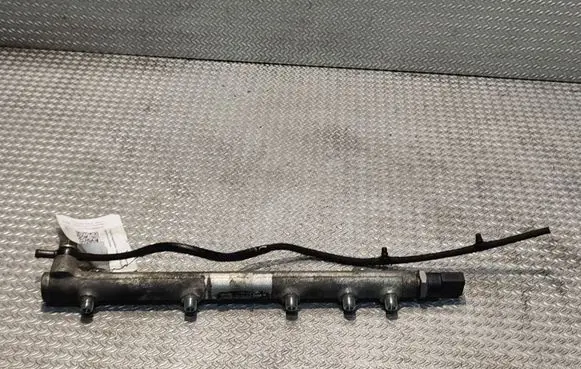 Mercedes-Benz Sprinter W901 W902 W903 W904 Fuel main line pipe A6110700395 0445214038