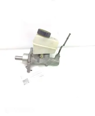 Brake fluid reservoir