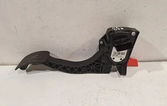 Citroen C4 II Picasso Accelerator throttle pedal 9674829780