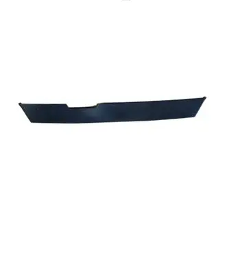 Mazda CX-30 Tailgate trim D10E519N4