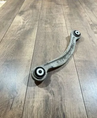 Mercedes-Benz C W205 Rear control arm A2043502106