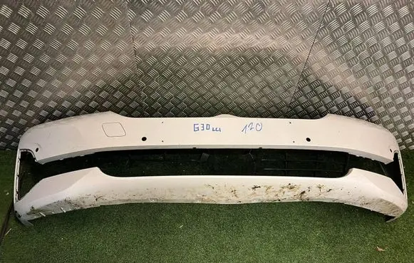 BMW 5 G30 G31 Front bumper 9484207 72758411