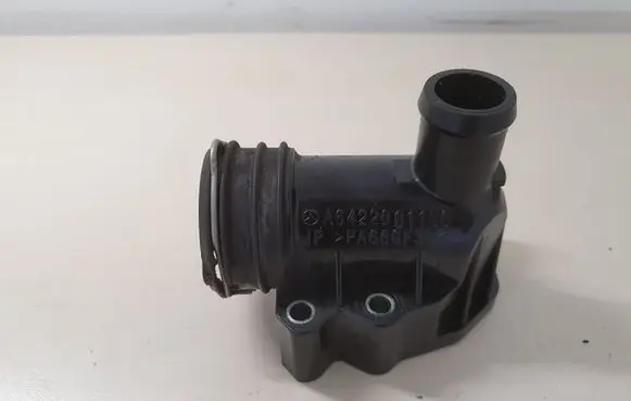 Mercedes-Benz S W222 Engine coolant pipe/hose A6422001156