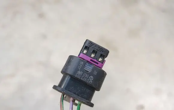 Audi A3 S3 8V Other relay 4F0973703