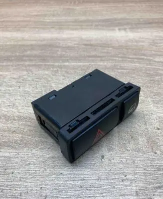 BMW 3 E46 Hazard light switch 8368920