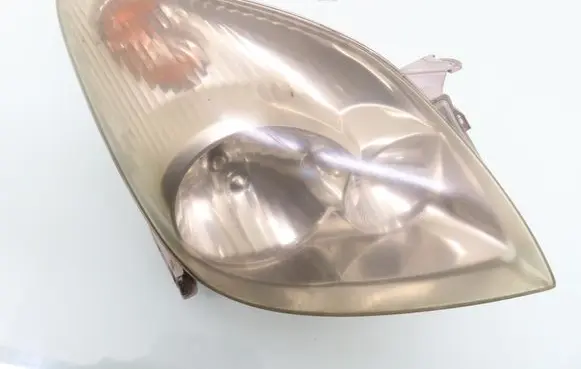 Toyota Corolla Verso E121 Headlight/headlamp