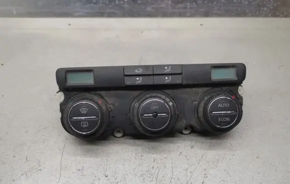 Volkswagen Golf V Climate control unit