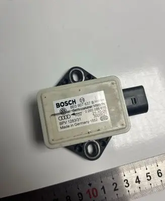 Audi A6 S6 C6 4F ESP acceleration yaw rate sensor 8E0907637B