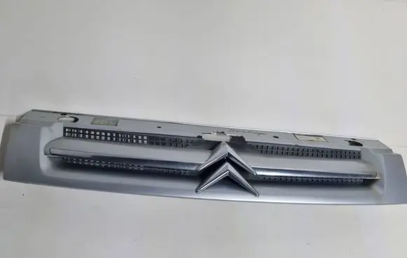 Citroen Berlingo Front grill 9644758077