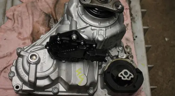 BMW X2 F39 Gearbox transfer box case 2710VA7889833