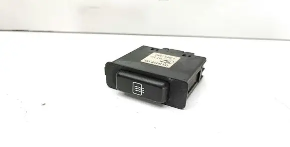 BMW 5 E34 Mirror heating switch 1384480 61311384480
