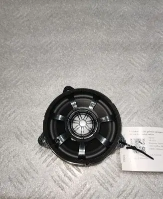Jaguar XE Parcel shelf speaker BJ3218808DC