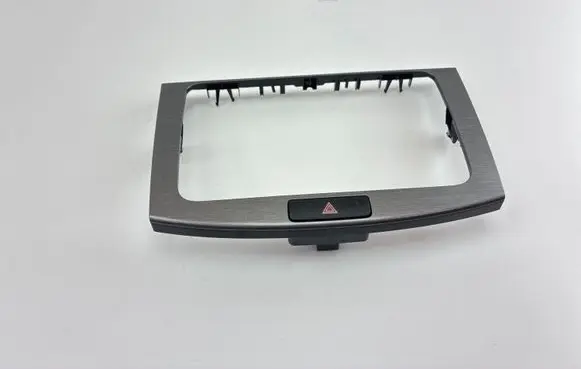 Volkswagen PASSAT B7 Radio/GPS head unit trim 3AA858069F