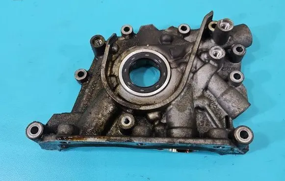 Ford Fiesta Oil pump 98-MM-6604-D2B IMPRK1454770