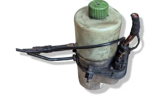 Volkswagen Polo IV 9N3 Power steering pump 6Q0423156AB