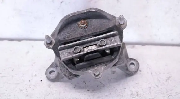 Audi A4 S4 B8 8K Gearbox mount 8K0399115R 8K0399151