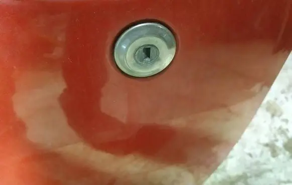 Toyota Aygo AB10 Front door lock (next to the handle) 