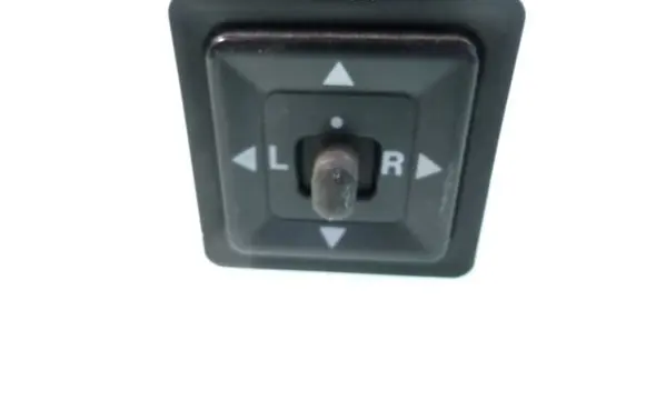 Mitsubishi Galant Wing mirror switch 2775