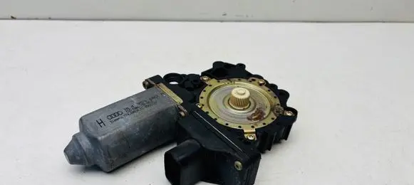 Audi A3 S3 8L Front door window regulator motor 8L4959802A