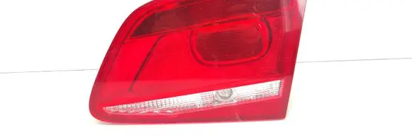 Volkswagen PASSAT B7 Tailgate rear/tail lights 3AE945094J