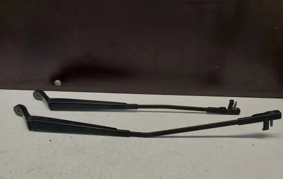 Citroen Xsara Picasso Front wiper blade arm
