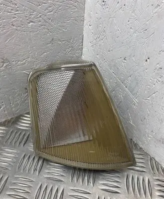 Opel Omega A Front indicator light 2520074