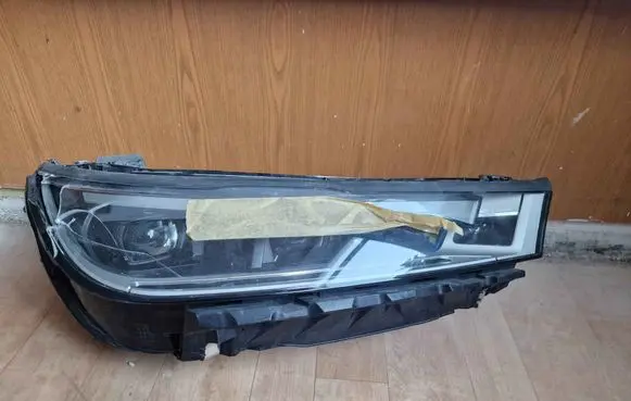 Headlight/headlamp