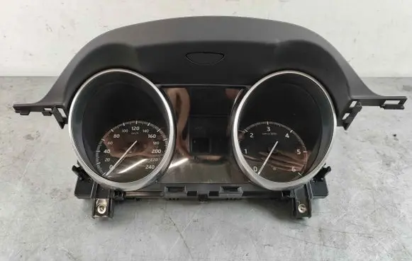 Land Rover Discovery Sport Speedometer (instrument cluster) LR148235 LR113010