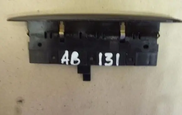 Mercedes-Benz E W211 Parking PDC sensor display screen A0015423723 AB131