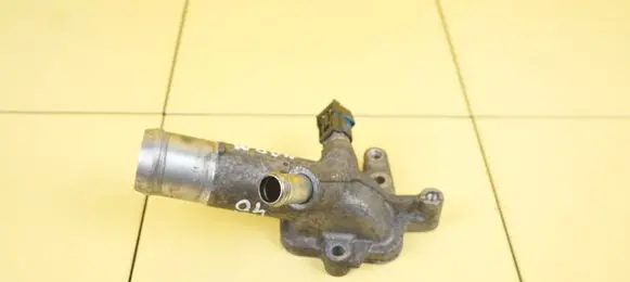 Opel Zafira C Engine coolant pipe/hose R18Z4 KROCIEC